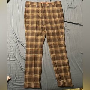 Murano burgundy patterned dress pants. Cuffed at bottom. 32-30 slim fit